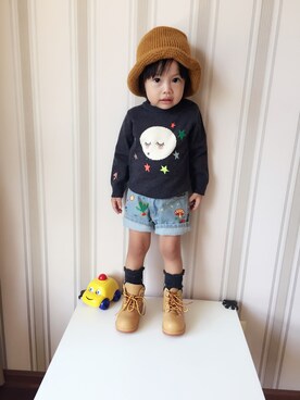 「小黄靴のアイテム（ブーティ、イエロー系）」を使った、大当当响当当さん（キッズ・90cm）の秋コーディネート