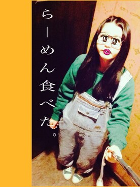 「トイレから失礼しやす」｜「アイテム（スウェット）」を使った、ポン！さん（レディース・158cm）の冬コーディネート