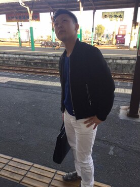 「VANQUISH（ヴァンキッシュ）のアイテム（ブルゾン）」を使った、北 宏二郎さん（メンズ・170cm）の冬コーディネート