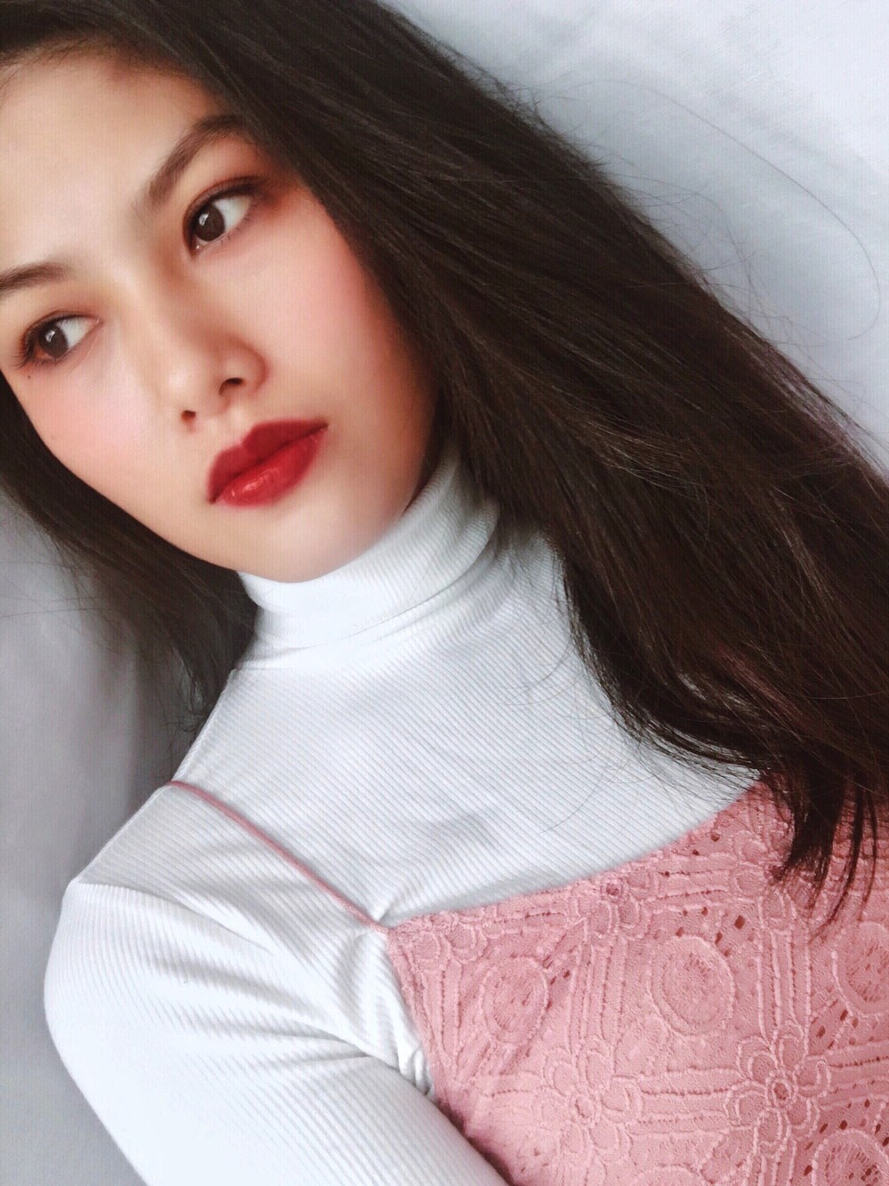 「redlip_teenvogue」｜「FOREVER 21のアイテム（ドレス、ピンク系）」を使った、maveeさん（レディース・165cm）の秋コーディネートの1枚目の写真