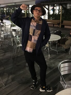 「WHITE LINE（ホワイトライン）のアイテム（トップス）」を使った、つねさん（メンズ・171cm）の秋コーディネート