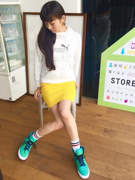 「アイテム（スカート）」を使った、あやなさん（レディース・164cm）の春コーディネート