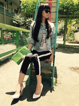 「アイテム（サングラス）」を使った、あやなさん（レディース・164cm）の春コーディネート