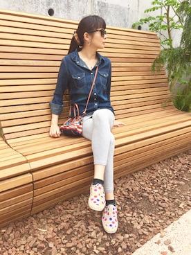 「アイテム（サングラス）」を使った、あやなさん（レディース・164cm）の春コーディネート