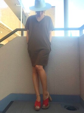 「R&E（アールアンドイー）のアイテム（サンダル）」を使った、R&E_REZOY本部staffさん（レディース・162cm）の春コーディネート