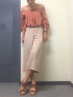 「R&E（アールアンドイー）のアイテム（サンダル）」を使った、R&E_REZOY本部staffさん（レディース・162cm）の春コーディネート