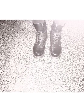 「Dr. Martens（ドクターマーチン）のアイテム（ブーツ、ブラック系）」を使った、Emiさん（レディース・160cm）の冬コーディネート