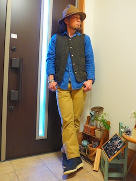 「アイテム（バングル/リストバンド）」を使った、tomolex さん（メンズ・172cm・30代）の春コーディネート