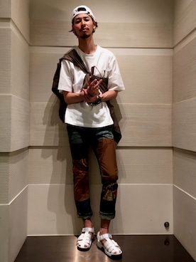 「SHAKA（シャカ）のアイテム」を使った、NANO・UNIVERSE LIBRARY 新宿 STAFFさん（メンズ・182cm）の夏コーディネート