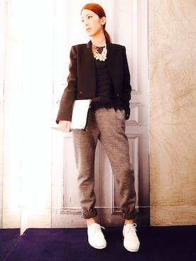 「ISABEL MARANT（イザベルマラン）のアイテム（テーラードジャケット）」を使った、MOGGIE CO-OP STAFFさん（レディース・168cm）の秋コーディネート