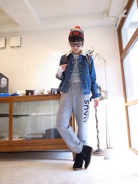 「Ron Herman（ロン ハーマン）のアイテム（ジャケット/アウター）」を使った、MOGGIE CO-OP STAFFさん（レディース・161cm）の秋コーディネート