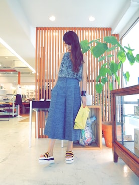 「ISABEL MARANT（イザベルマラン）のアイテム（トップス）」を使った、MOGGIE CO-OP STAFFさん（レディース・168cm）の夏コーディネート