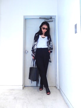 「SAINT LAURENT PARIS（サンローランパリ）のアイテム」を使った、MOGGIE CO-OP STAFFさん（レディース・161cm）の春コーディネート
