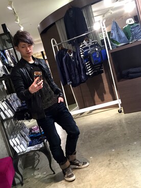 「ディーゼル」｜「アイテム（PC・スマホグッズ/家電）」を使った、yacchanさん（メンズ・164cm）の冬コーディネート