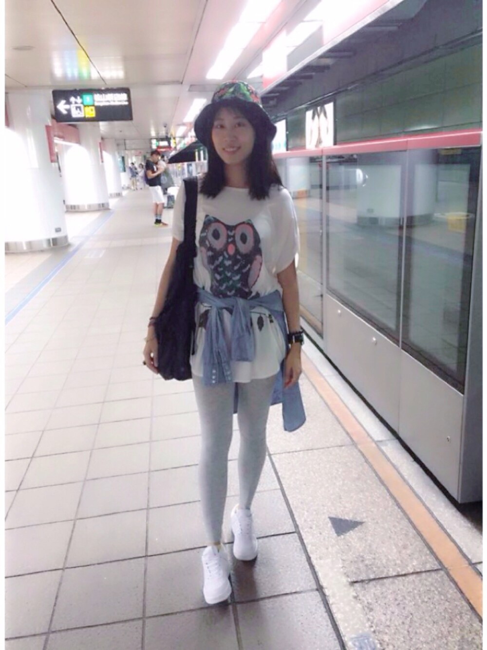 「ootd」｜「UNIQLOのアイテム（パンツ、グレー系）」を使った、Aasta ＊Asukaさん（レディース・162cm）の夏コーディネートの1枚目の写真
