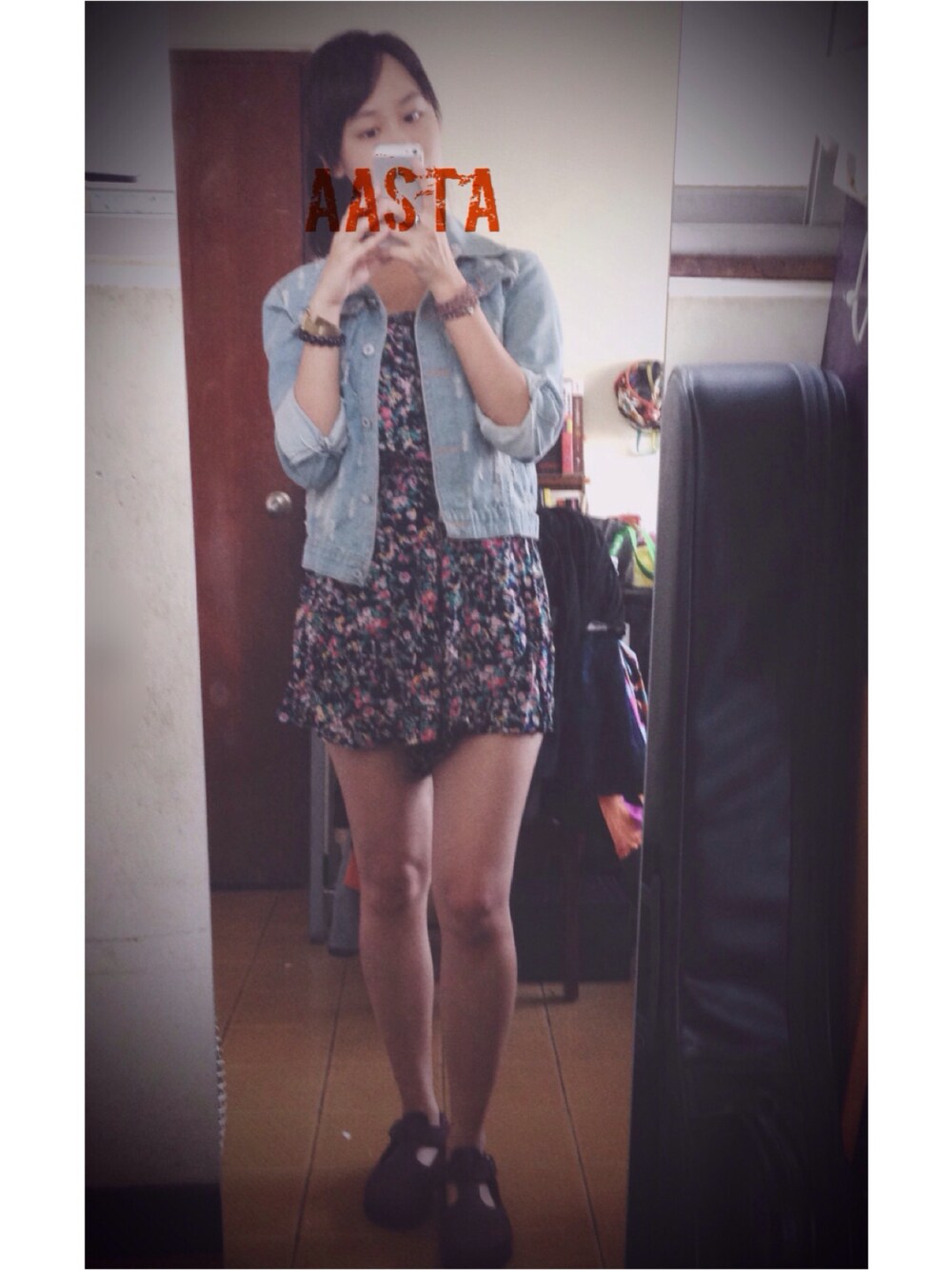 「ootd、girly、weekend style」｜「FOREVER 21のアイテム（つなぎ/オールインワン、その他）」を使った、Aasta ＊Asukaさん（レディース・162cm）の秋コーディネートの1枚目の写真