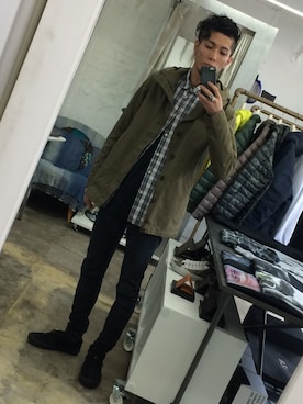 「N°21（ヌメロ ヴェントゥーノ）のアイテム（パンツ）」を使った、hiroseさん（メンズ・173cm）の秋コーディネート