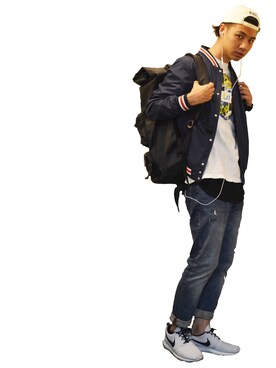 「ブルー x ホワイト」｜「アイテム（ブルゾン）」を使った、SOZYさん（メンズ・181cm）の秋コーディネート