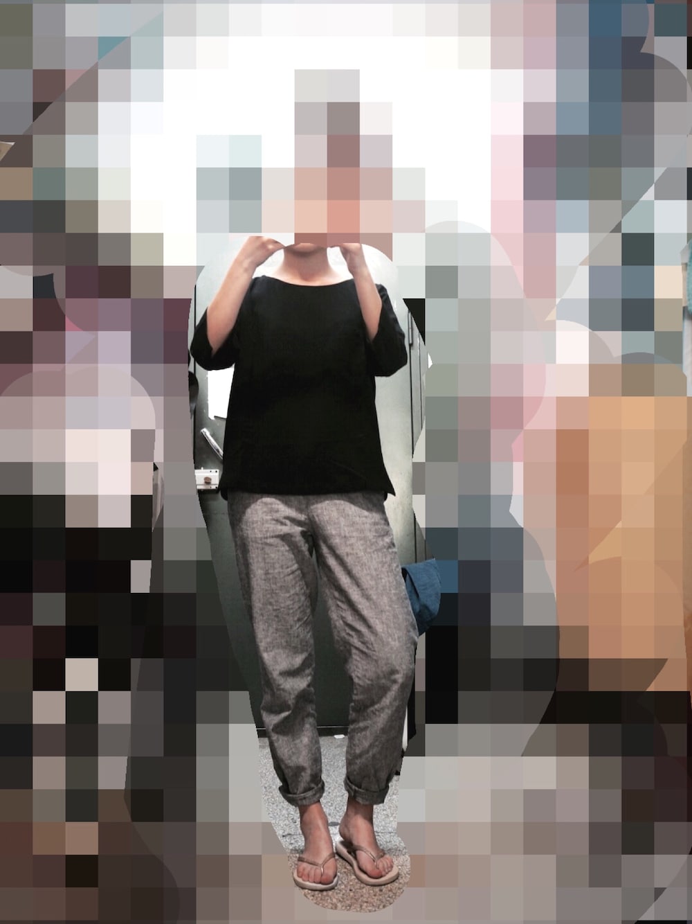「MANGOのアイテム（Tシャツ/カットソー、ブラック系）」を使った、dionysusさん（レディース・167cm）の春コーディネートの1枚目の写真