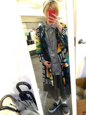 「gray」｜「アイテム（アクセサリー）」を使った、詩さん（レディース・160cm）の春コーディネート