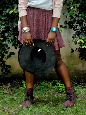 Liz Cumberbatchさんのコーディネート