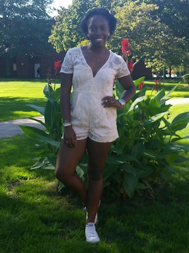 Liz Cumberbatchさんのコーディネート