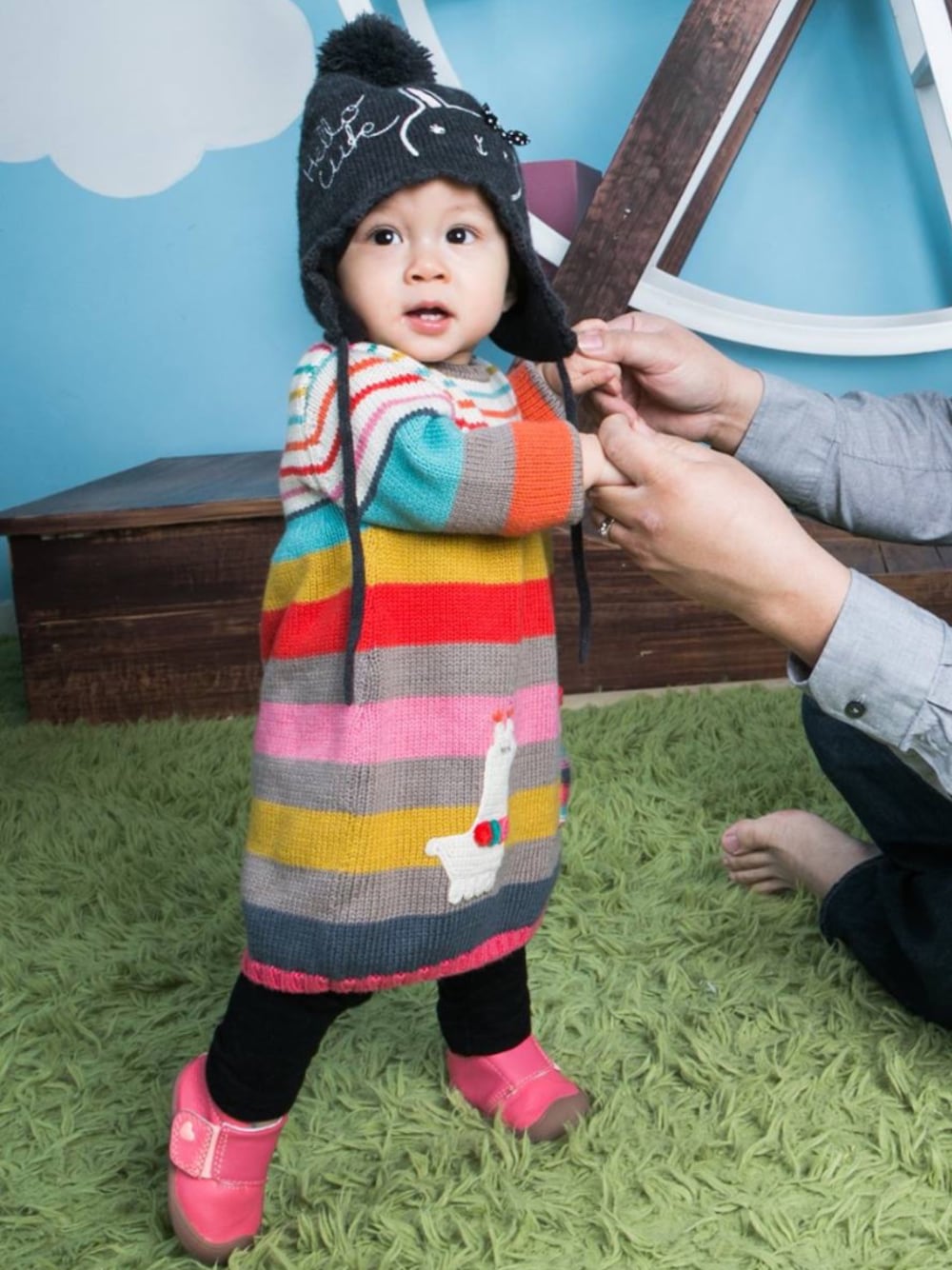 「baby、sweater、colorful、Cute、Kawaii、1歳、dress、winter、冬、彩色」｜「catiminiのアイテム（ワンピース、その他）」を使った、Hello Annieさん（キッズ・61cm）の春コーディネートの1枚目の写真