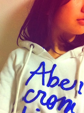 「Abercrombie&Fitch（アバークロンビーアンドフィッチ）のアイテム」を使った、Arikaさん（レディース・156cm）の冬コーディネート
