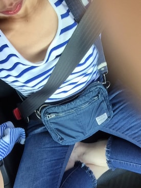 「アイテム（ボディバッグ/ウエストポーチ、ブルー系）」を使った、もっささん（レディース・154cm）の夏コーディネート