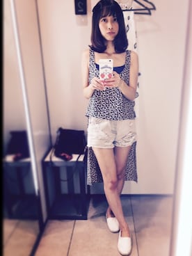 「ZARA（ザラ）のアイテム（カーディガン/ボレロ、グレー系）」を使った、Doraさん（レディース）の秋コーディネート