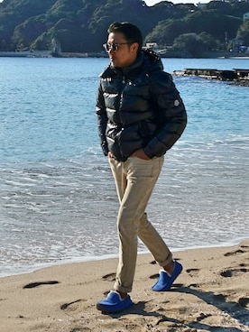 「海」｜「アイテム（モカシン/デッキシューズ）」を使った、MASA SURFさん（メンズ・180cm）の冬コーディネート