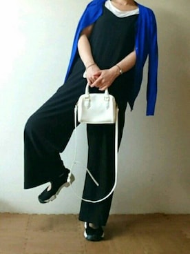「ナイキスニーカー」｜「アイテム（ハンドバッグ）」を使った、momさん（レディース・157cm）の秋コーディネート