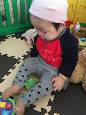 「PETIT BATEAU（プチバトー）のアイテム（ニットキャップ/ビーニー）」を使った、emmaricaさん（キッズ・70cm）の秋コーディネート