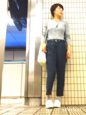 「グレーパンツ」｜yuiteetoyolさん（レディース・160cm）の春コーディネート