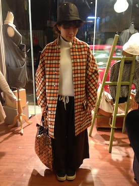 「アイテム（ダッフルコート、オレンジ系）」を使った、lionstearさん（レディース・165cm）の冬コーディネート