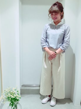 「CONVERSE（コンバース）のconverse（コンバース） ALL STAR OX（オールスターOX）（スニーカー）」を使った、chisatoさん（レディース・165cm）の春コーディネート