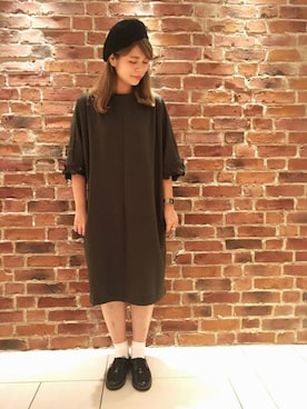 「ドルマンスリーブ」｜「アイテム（ハンチング/ベレー帽）」を使った、chisatoさん（レディース・165cm）の秋コーディネート