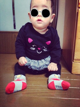 「アイテム（ロンパース、ブラック系）」を使った、seinaさん（キッズ・70cm）の冬コーディネート