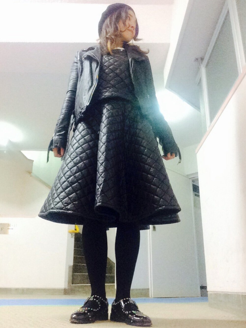 tricot COMME des GARCONSのセットアップを使った人気ファッション  