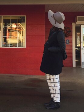 「muller of yoshiokubo（ミュラーオブヨシオクボ）のアイテム（その他パンツ）」を使った、EKKAさん（レディース・165cm）の秋コーディネート