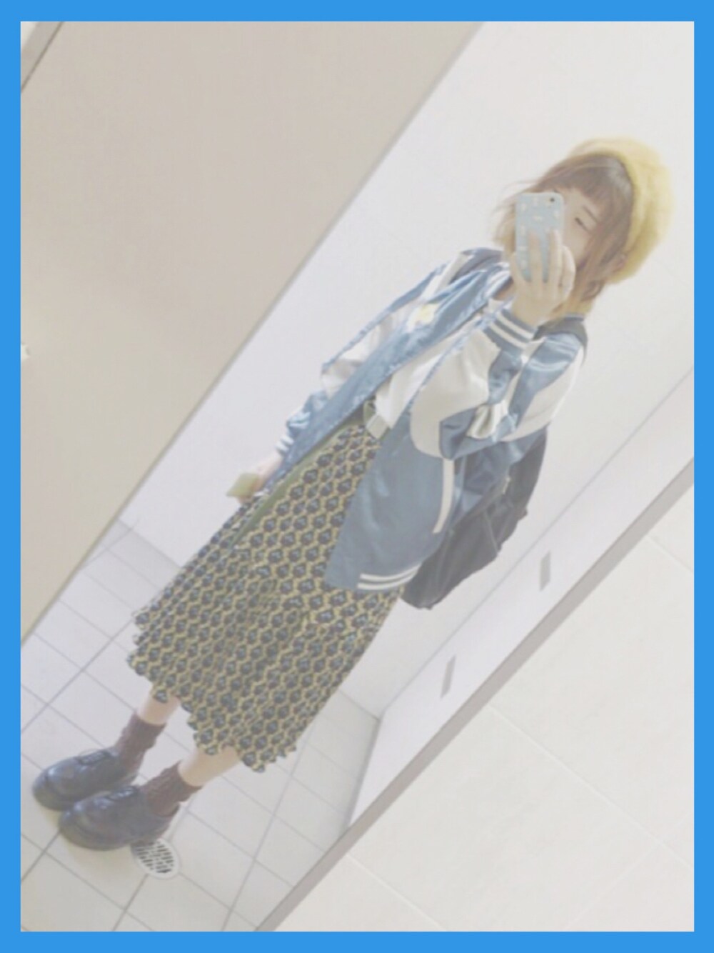 「スカジャン、オールused、ベレー帽、ガチャベルト、ドクターマーチン、Dr.Martens」｜「14+のアイテム（ハンチング/ベレー帽、イエロー系）」を使った、iriieさん（レディース・167cm）の秋コーディネートの1枚目の写真