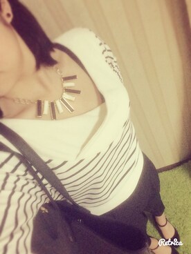 「GRL（グレイル）のアイテム（シャツ/ブラウス、ホワイト系）」を使った、ちひろさん（レディース）の冬コーディネート