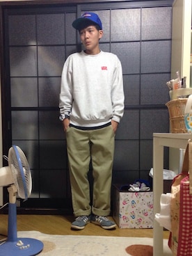 「VANS（バンズ）のアイテム（スウェット）」を使った、HIROTOさん（メンズ・165cm）の秋コーディネート