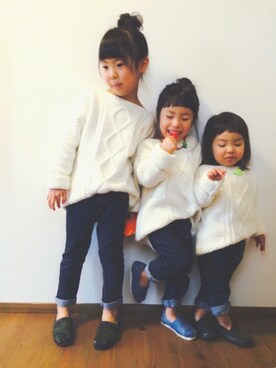 「babyGAP（babyGAP）のアイテム（ニット/セーター、ホワイト系）」を使った、pooooocoさん（キッズ）の冬コーディネート