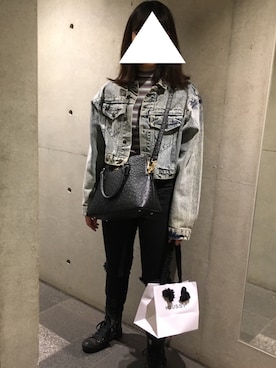 「アイテム（キャスケット）」を使った、礼世さん（レディース・159cm・10代）の秋コーディネート