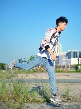 「JOYRICH」｜「アイテム（ブルゾン）」を使った、charles lamさん（メンズ・178cm）の夏コーディネート