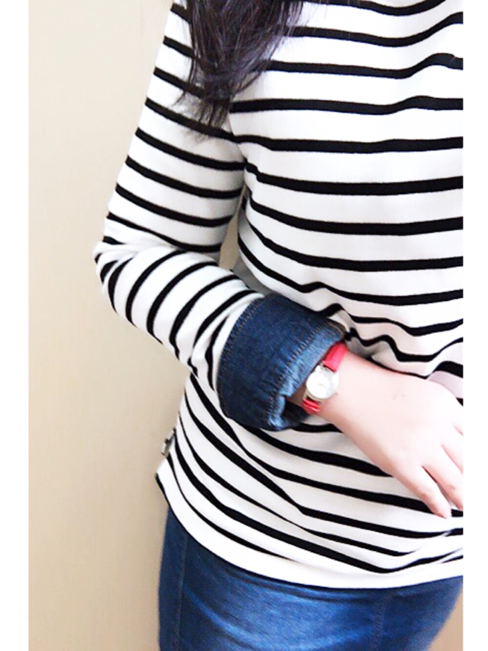 「GU、denim、デニム、coordinate、fashion、ファッション、コーデ、ボーダー」｜「GUのアイテム（Tシャツ/カットソー、ブルー系）」を使った、ロイドさん（レディース・153cm）の冬コーディネートの1枚目の写真