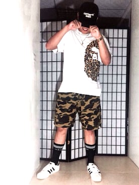 「Bape」｜「アイテム（アクセサリー）」を使った、許漢思さん（メンズ・181cm）の春コーディネート