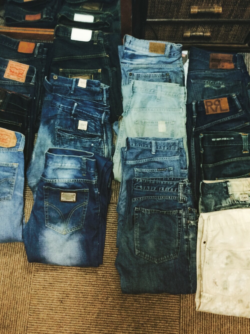 「デニム」｜「Denim & Supply Ralph Laurenのアイテム（デニムパンツ、ベージュ系）」を使った、ㅤD a i s u k eさん（メンズ・170cm）の春コーディネートの1枚目の写真