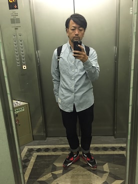 「secondaryのアイテム（シャツ/ブラウス、ブルー系）」を使った、Tatsuya Kubota/久保田竜弥さん（メンズ・175cm）の春コーディネート